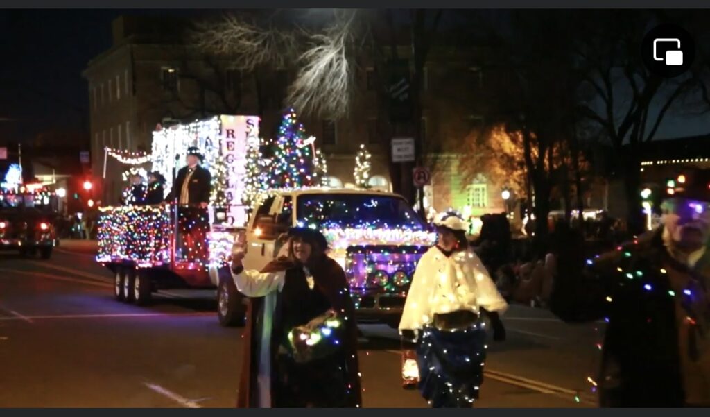 Prescott\'s Holiday Light Parade & Bonfire Festival